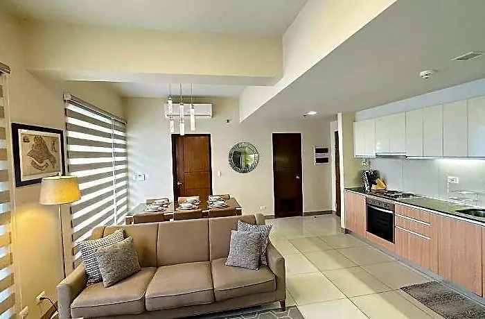 Hotell 8 Newtown Boulevard By Flow 8 Suites 2*