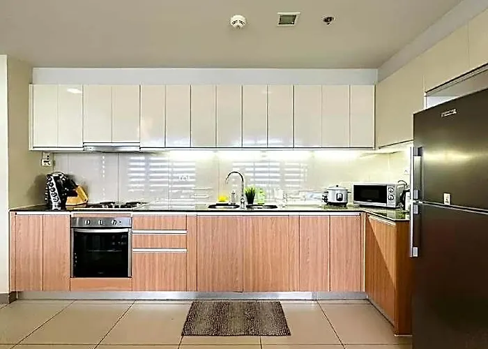 8 Newtown Boulevard By Flow 8 Suites Hotell 2*