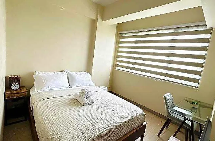 8 Newtown Boulevard By Flow 8 Suites 2* Lapu-Lapu City
