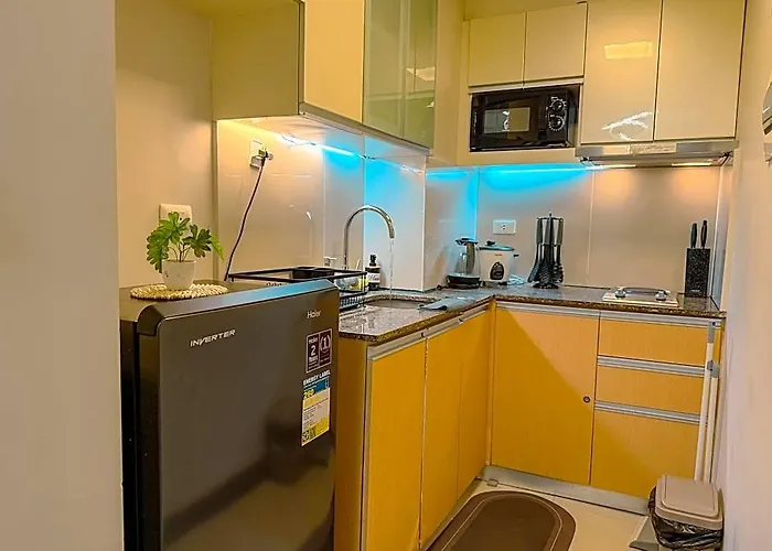 8 Newtown Boulevard By Flow 8 Suites 2*
