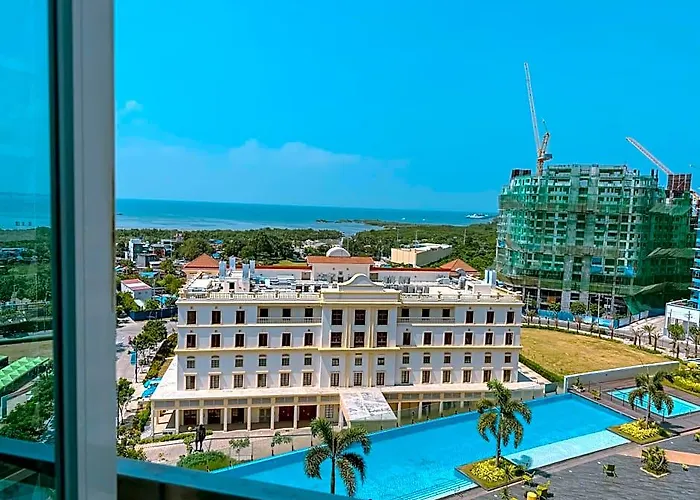 Hotell 8 Newtown Boulevard By Flow 8 Suites Lapu-Lapu City