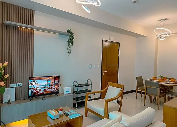 Hotell 8 Newtown Boulevard By Flow 8 Suites Lapu-Lapu City