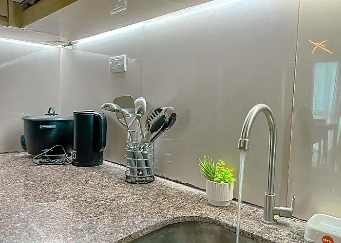 Hotell 8 Newtown Boulevard By Flow 8 Suites