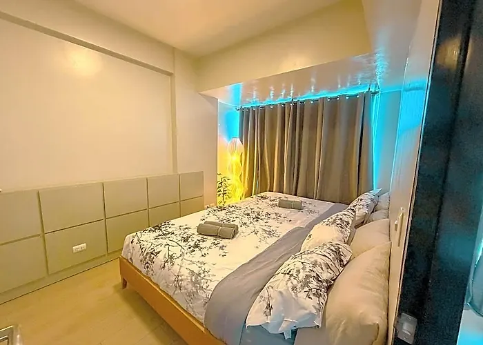 8 Newtown Boulevard By Flow 8 Suites 2*